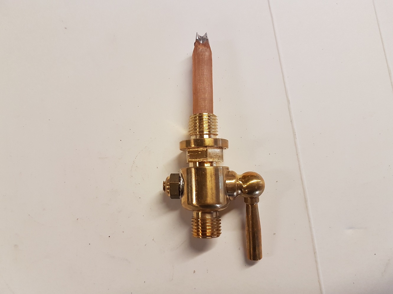 A 2-3 Petrol tap - Round brass lever type - UK Made SMALL.jpg