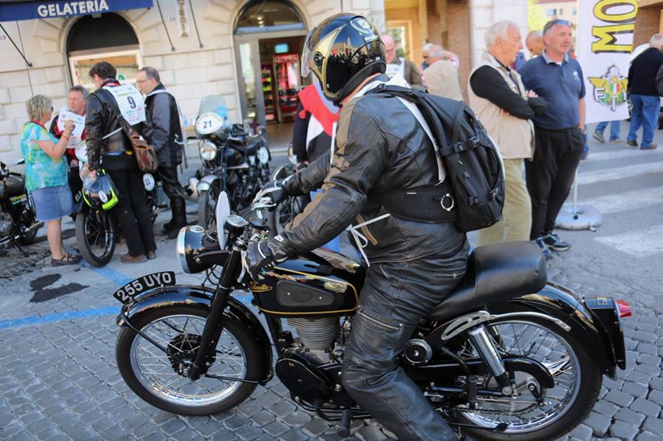 Moto Giro D'Italia - Velocette on Tour