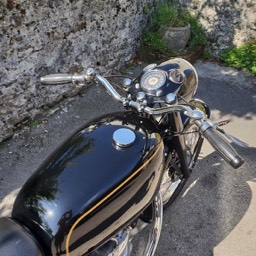 1967 Velocette MSS Clocks and handlebarr view