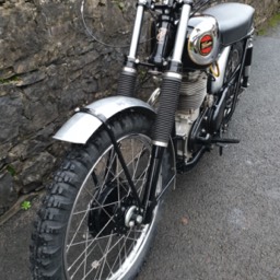 1959 VELOCETTE SCRAMBLER MKII - 499cc - suspension view