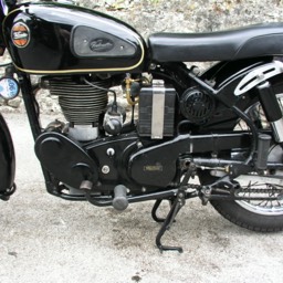 1960 Velocette MSS - close up